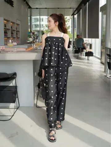 hyeon clover pants
