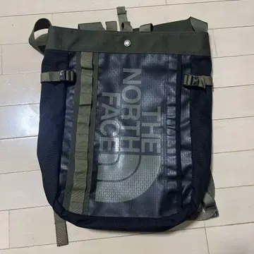 THE NORTH FACE 럭색 백팩 네이비/올리브 중고품