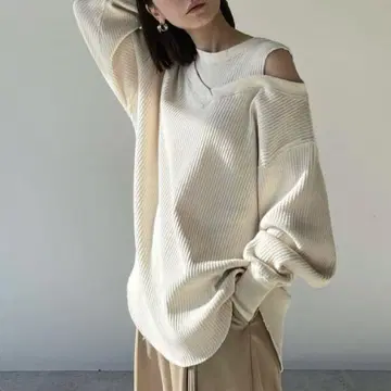 CLANE 비대칭 숄더 리브 코튼 상의