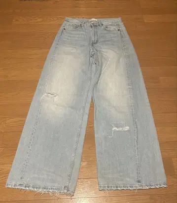 ZARA 배기 데님 데미지 가공 시티 보이풍