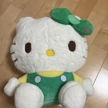 헬로키티 크림 소다 인형 GJ