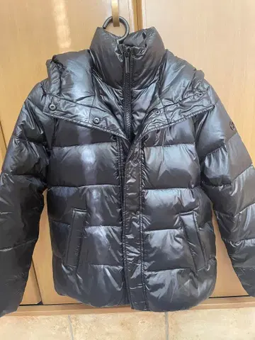 MICHAEL KORS 블랙 다운 자켓