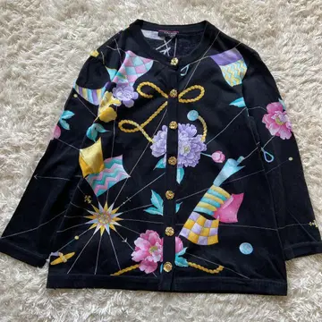 새상품급 레오나르 꽃 패턴 니트 가디건 블랙 면 M 골드 버튼 플라워