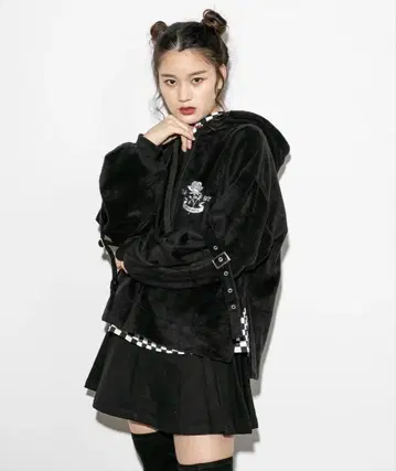 자수 후드티 블랙