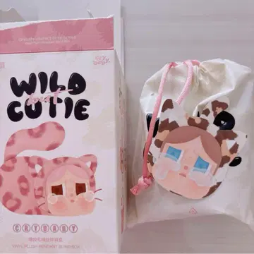 클라이베이비 Crybaby wild but cutie popmart