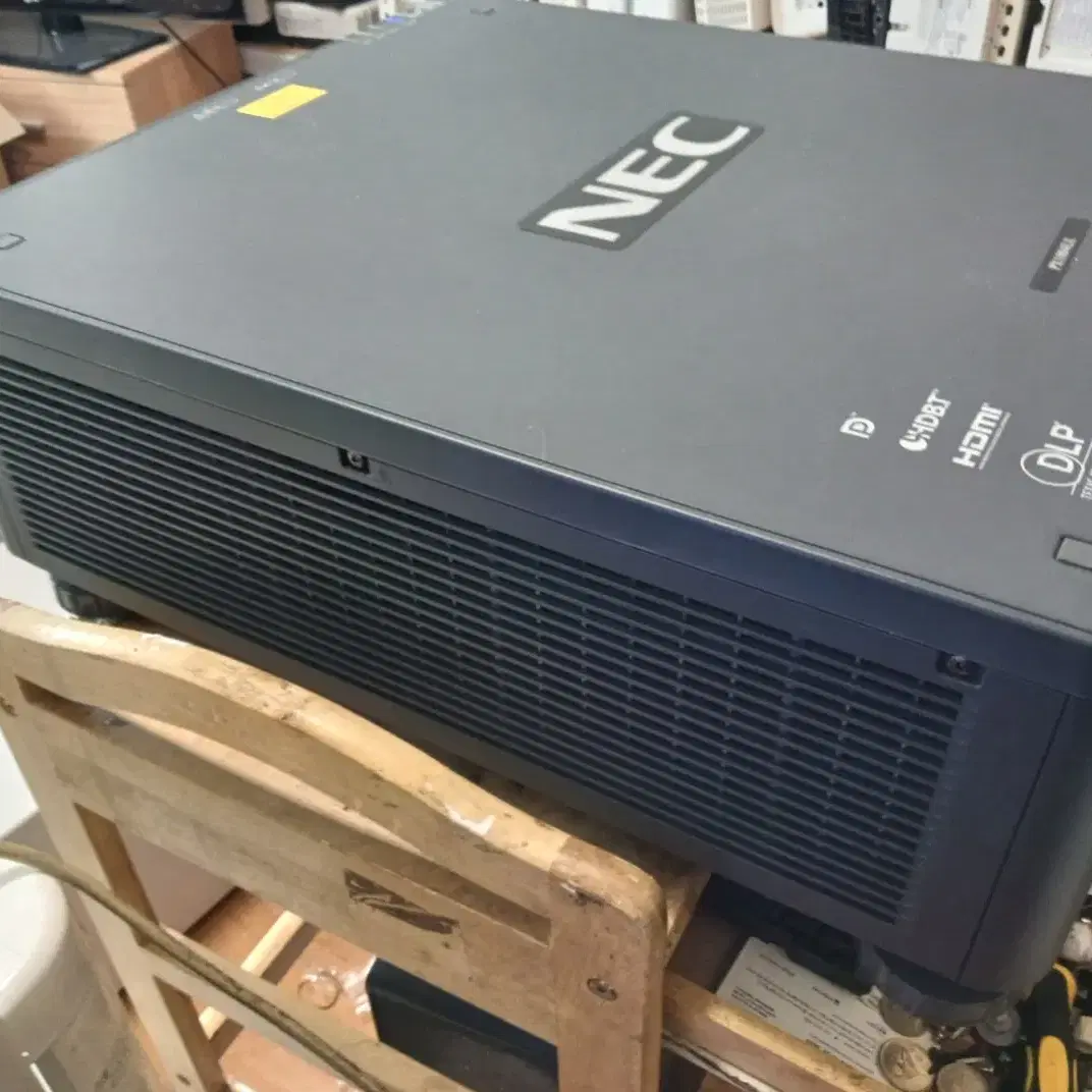 NEC NP-PX1004UL 10000안시 중고 빔프로젝터
