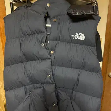 THE NORTH FACE 네이비 다운 베스트