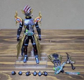 S.H.Figuarts 겜데우스 크로노스