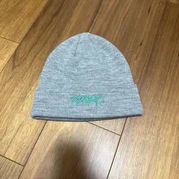 XLARGE 그레이 니트 모자