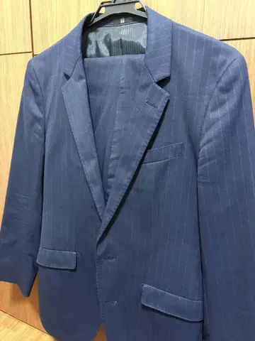네이비 스트라이프 비즈니스 정장 (SUIT SELECT)