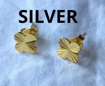 빈티지 클로버 골드 코팅 귀걸이 SILVER 플라워