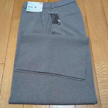 [ 새상품 택 포함 ] UNIQLO 여성용 감동 와이드 팬츠 M 그레이