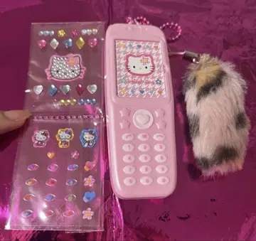 헬로키티 핑크 핸드폰 키링