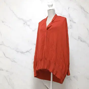 TOKUKO 1er VOL 토쿠코 프리미어 볼 가디건 빨간색 레드