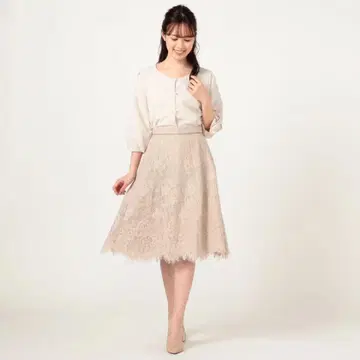 레이스 플레어 스커트 / 레스 빠세