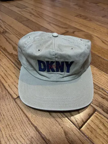 dkny 다나 캐런 캡