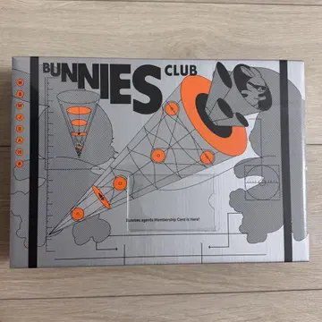 NewJeans Bunnies Club membership kit