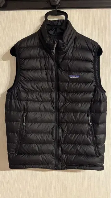 patagonia (파타고니아) 블랙 남성용 다운 베스트 S 사이즈