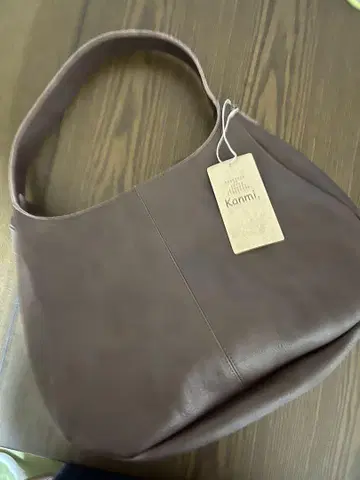 새상품 미사용 택 포함 Kanmi maruco 원 숄더백 x 브라운