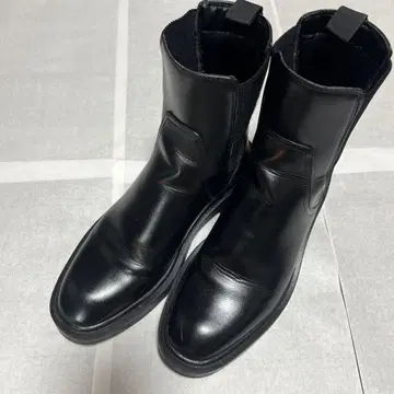 ZARA 블랙 사이드 고어 부츠 가죽