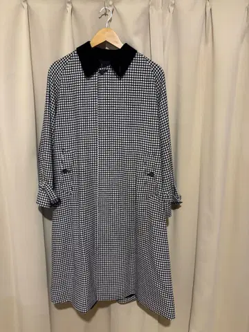 Gymphlex 블랙 화이트 깅엄 체크 발마칸 코트