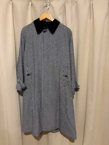 Gymphlex 블랙 화이트 깅엄 체크 발마칸 코트