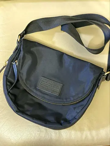 MARC BY MARC JACOBS DOMO 라운드 숄더백
