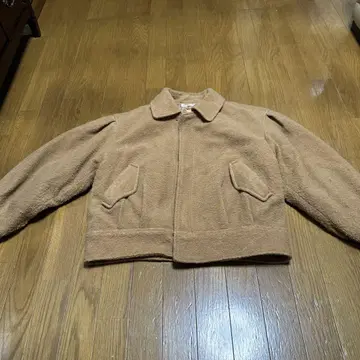 MOUSSY 베이지 숏 자켓