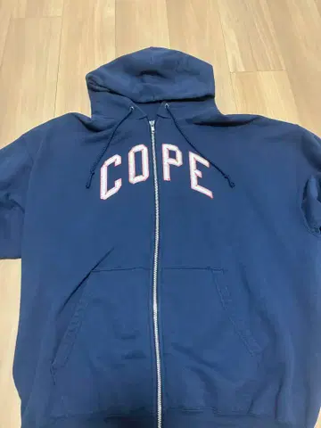 COPE 자수 네이비 집업 후드티