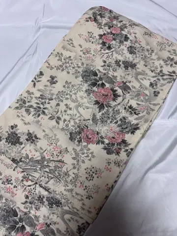 꽃무늬 코몬 기모노 크림색 히토에