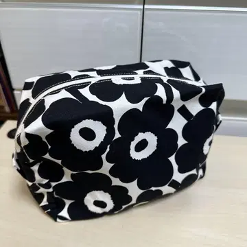 marimekko 파우치
