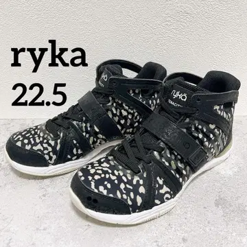라이카 테나시티 22.5 블랙 레오파드