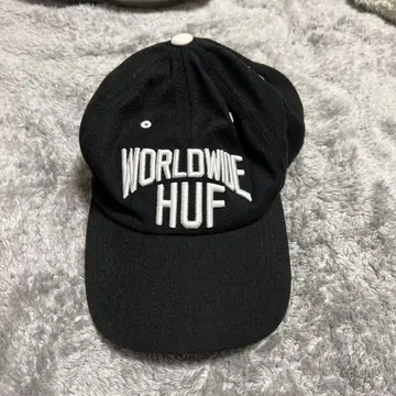 HUF 블랙 캡 WORLDWIDE