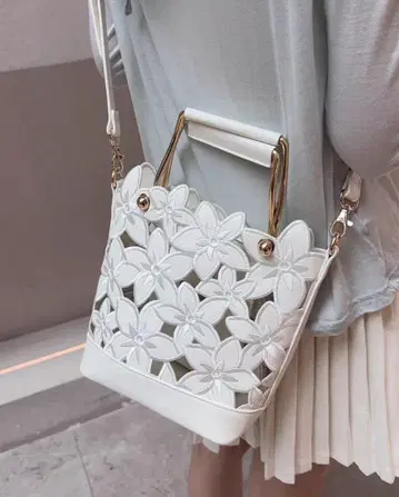 질 바이 질스튜어트 Bloom 미니백