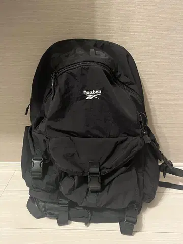 Reebok 블랙 백팩 대용량 20L