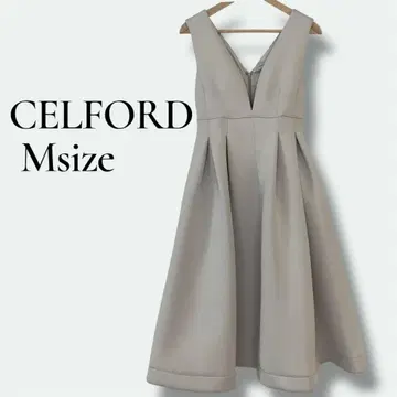 CELFORD V넥 플리츠 원피스 M 사이즈 아이보리