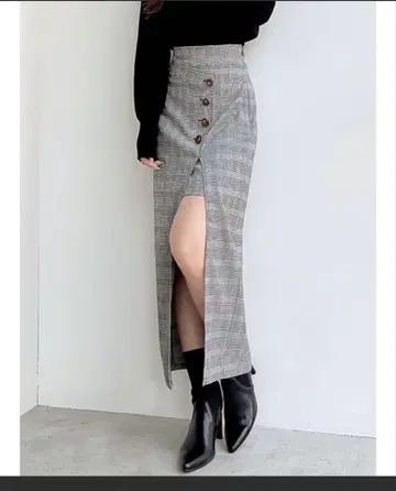 리젝시 프론트 버튼 레이어드 스커트