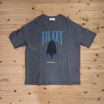 MR HEARTS bloodborne EILEEN 티셔츠 그레이