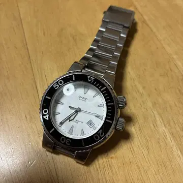 CASIO 아날로그 손목시계 200m 방수