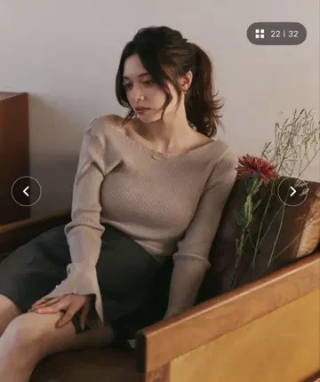 fupel 플레이트 부착 백 오픈 리브 니트 내추럴
