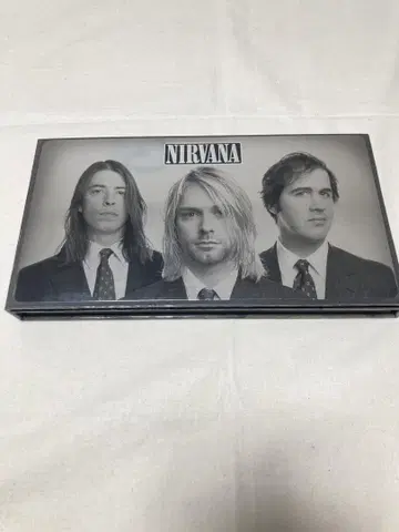 NIRVANA WITH THE LIGHTS OUT 한정판