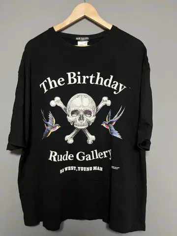 RUDE GALLERY The Birthday 티셔츠 루드 갤러리