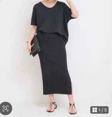 두지엠 클라세 리브 타이트 스커트