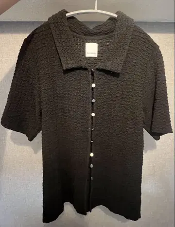 ROSE BUD COMPACT BUTTONTEE