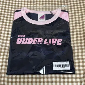 UNDER LIVE 크롭 T셔츠 39thSG 언더라이브 노기자카