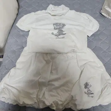 캐릭터 자수 화이트 셋업 골프웨어