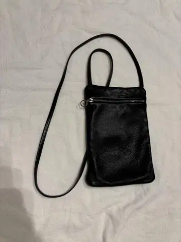 aeta DEER LEATHER FLAT POUCH SHOULDER