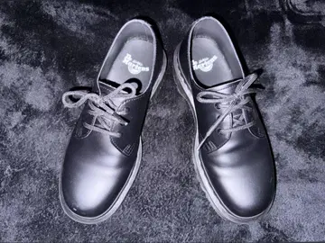 [ Dr. Martens ] 홀 슈즈