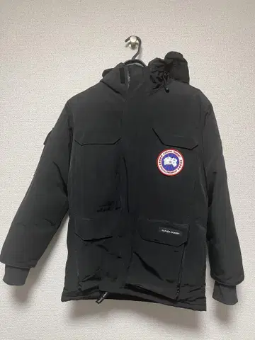 블랙 다운 자켓 후드 부착 / 익스페디션 후드티