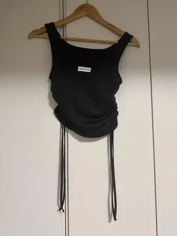 CRONOS 블랙 탱크탑 M 사이즈